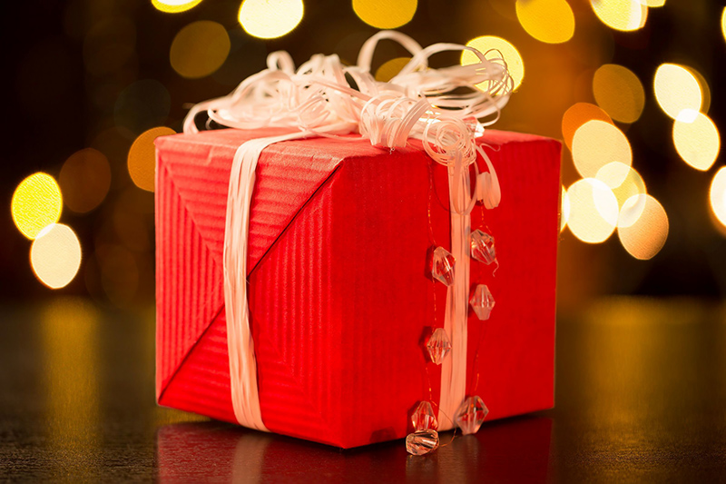 Идеи универсальных подарков, которые подходят всем и на любой праздник